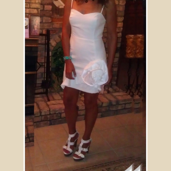 Deja Vu Dresses & Skirts - Deja Vu White sun dress